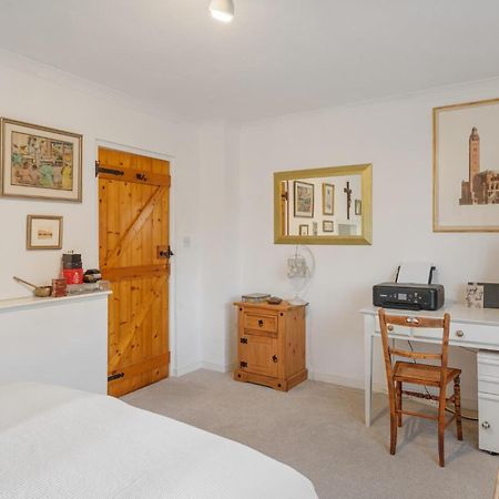 17Th Century Cottage In Bideford Private Parking Exterior foto